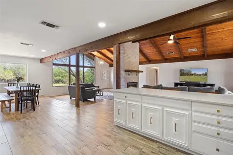 121 Merrywood Lane San Marcos TX 78666