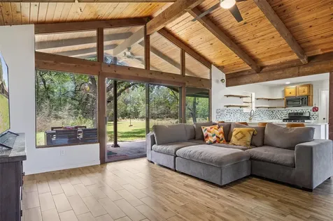 121 Merrywood Lane San Marcos TX 78666