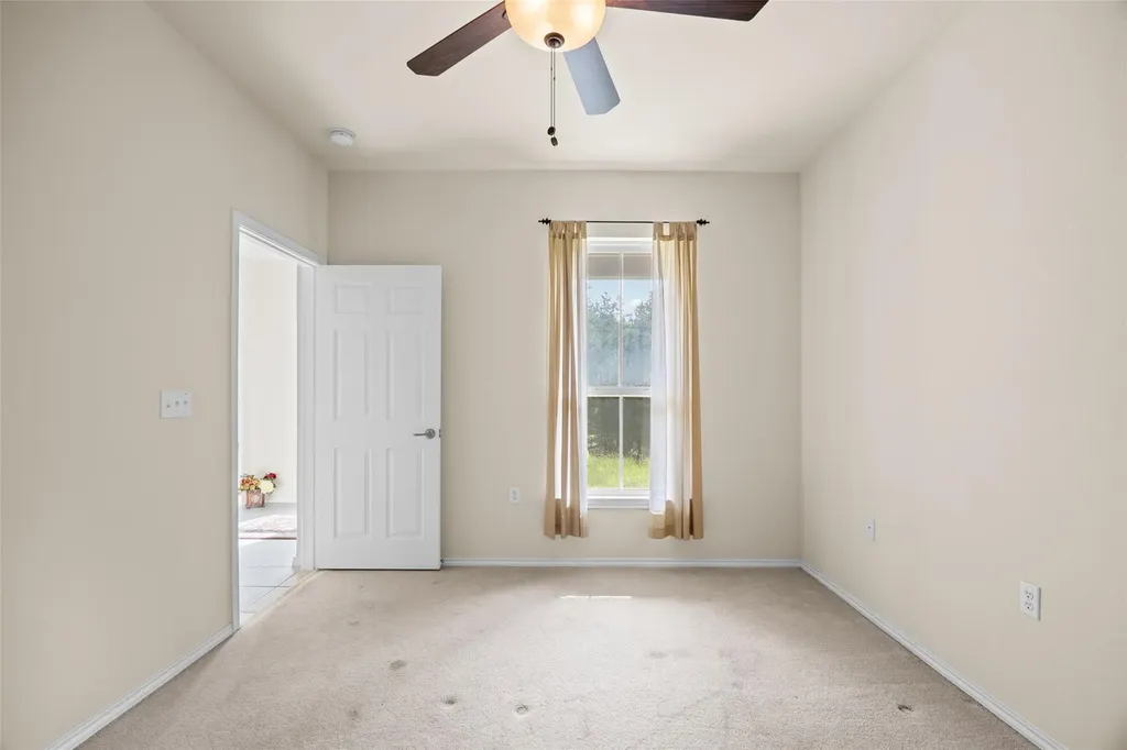 319 Essex Lane Georgetown TX 78633