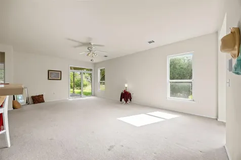 319 Essex Lane Georgetown TX 78633