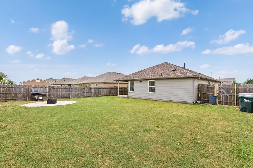 256 Alpha Street Kyle TX 78640