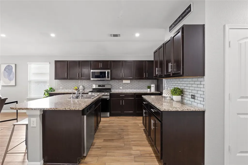 256 Alpha Street Kyle TX 78640