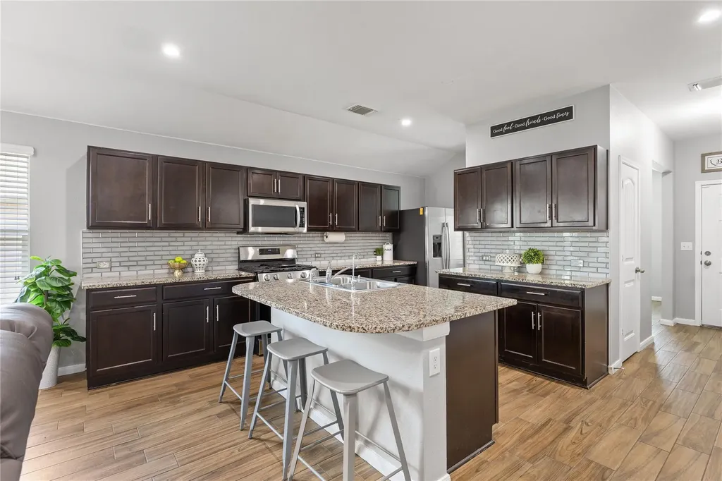 256 Alpha Street Kyle TX 78640