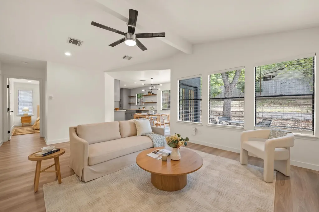 12107 Shropshire Boulevard Austin TX 78753