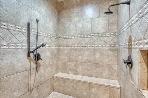 114 Preston Trail Meadowlakes TX 78654