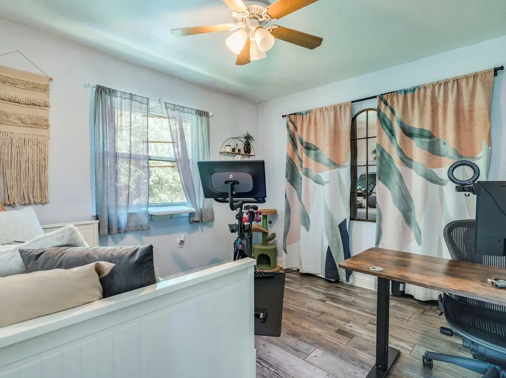 400 Hunt Lane Buda TX 78610