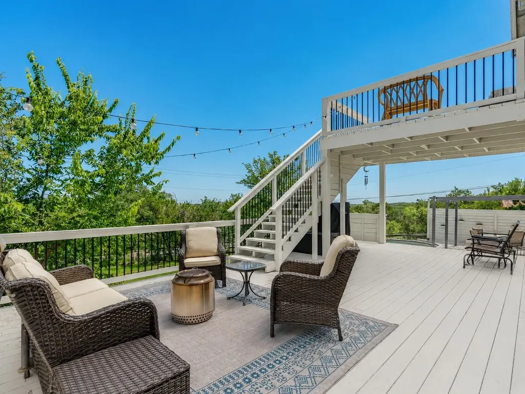 400 Hunt Lane Buda TX 78610