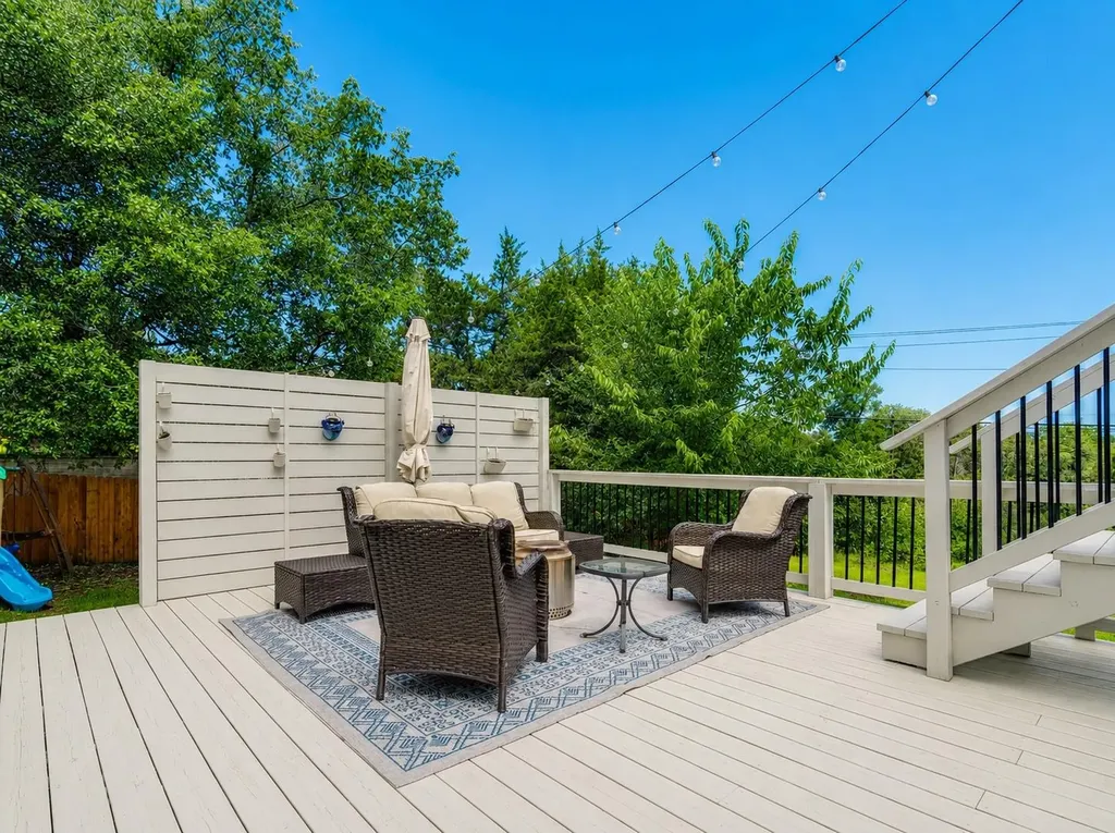 400 Hunt Lane Buda TX 78610