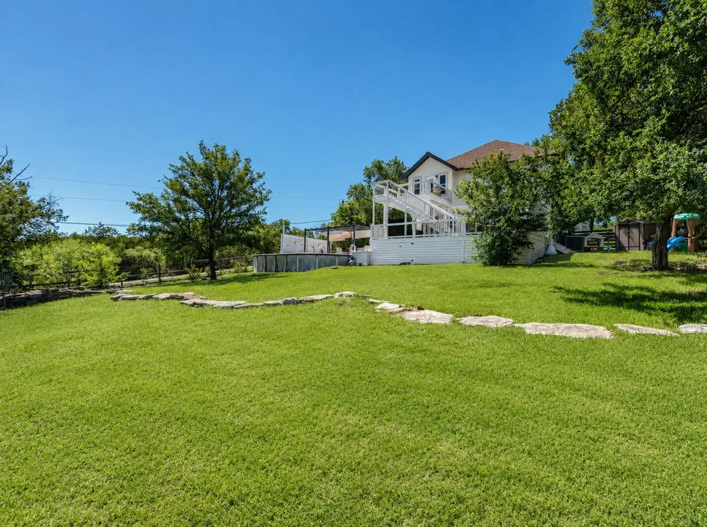 400 Hunt Lane Buda TX 78610
