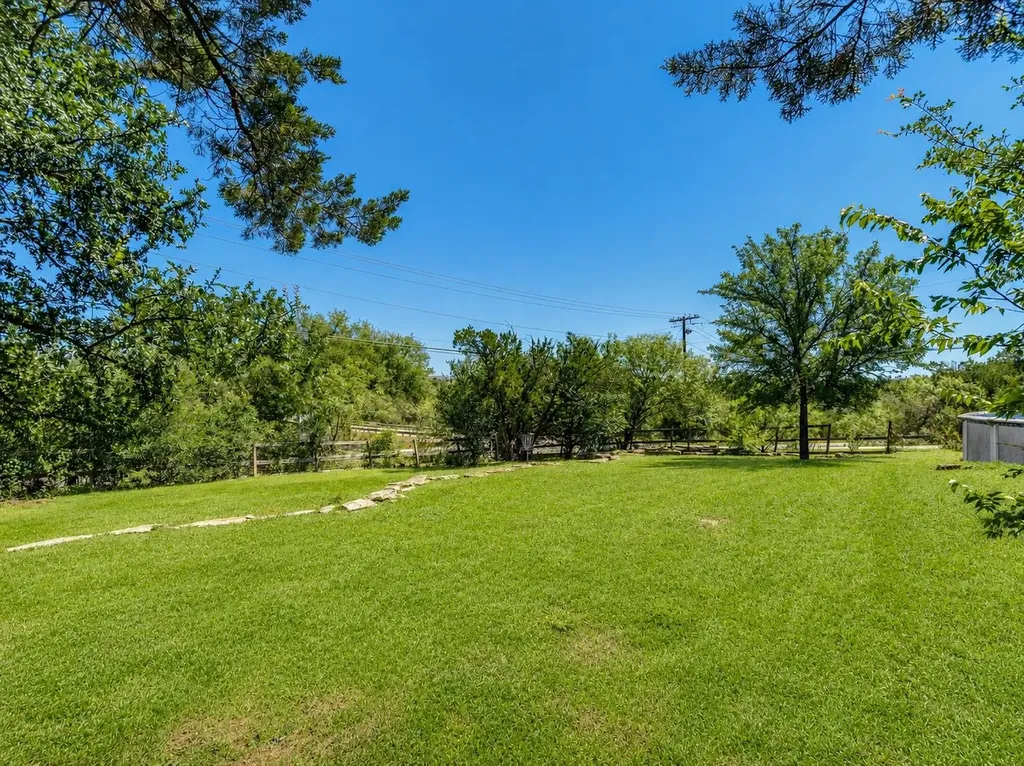 400 Hunt Lane Buda TX 78610