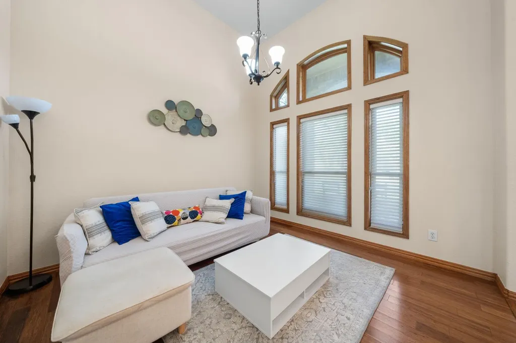 1512 Amelia Drive Cedar Park TX 78613