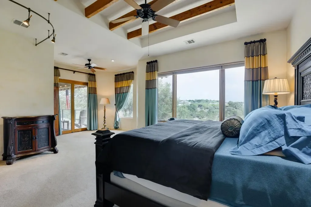 4806 Creek Meadow Cove Spicewood TX 78669