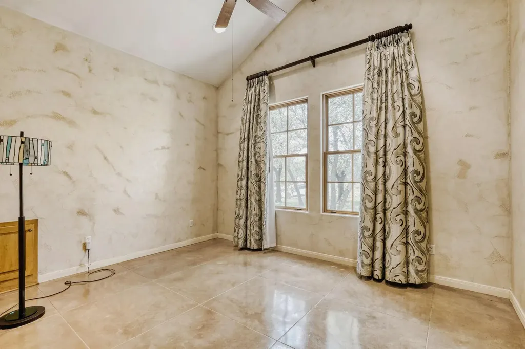 4806 Creek Meadow Cove Spicewood TX 78669