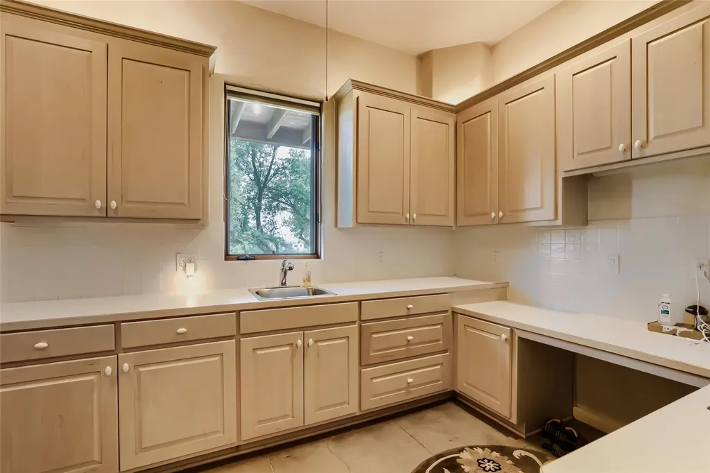4806 Creek Meadow Cove Spicewood TX 78669