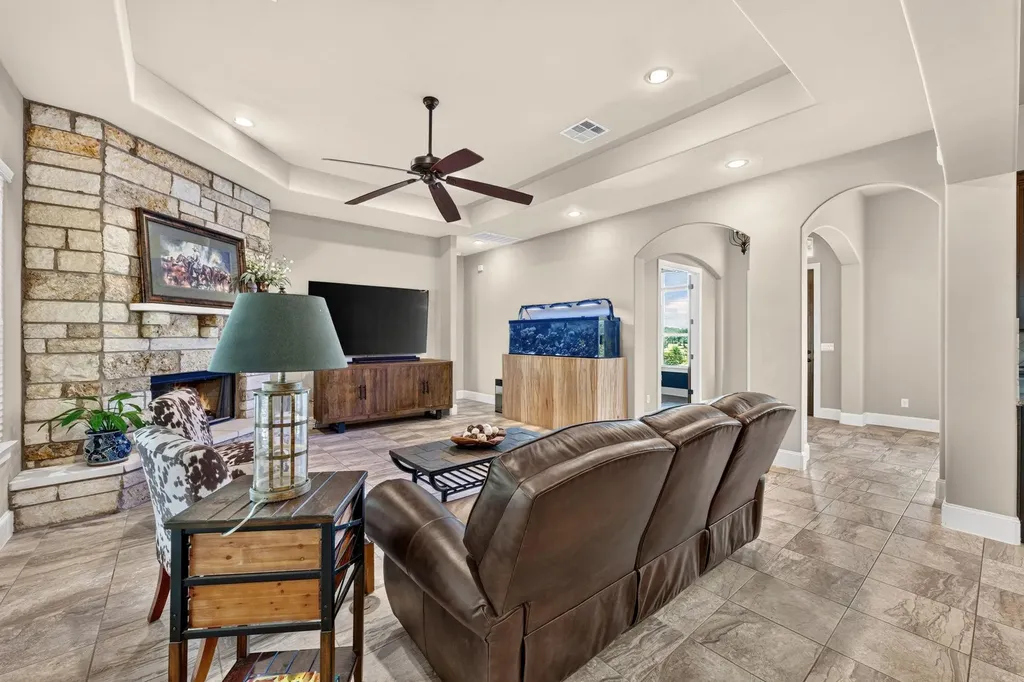 105 Coopers Hill Road Georgetown TX 78633