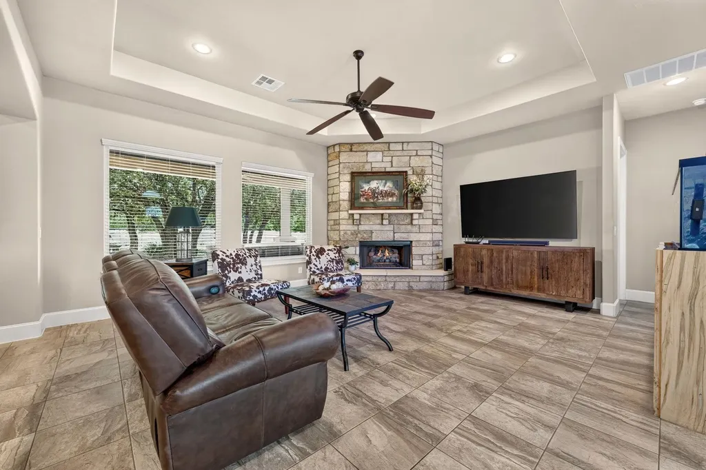 105 Coopers Hill Road Georgetown TX 78633
