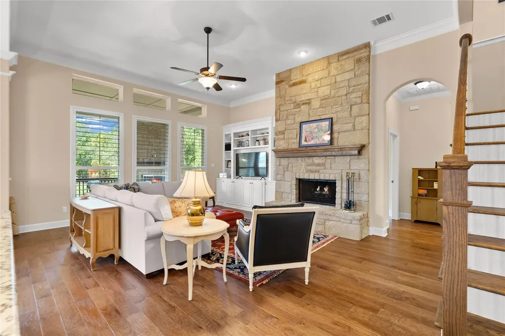 18605 Amberg Place Austin TX 78738