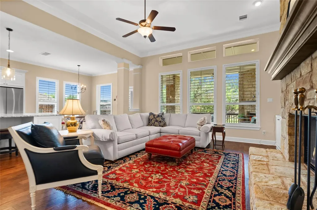 18605 Amberg Place Austin TX 78738