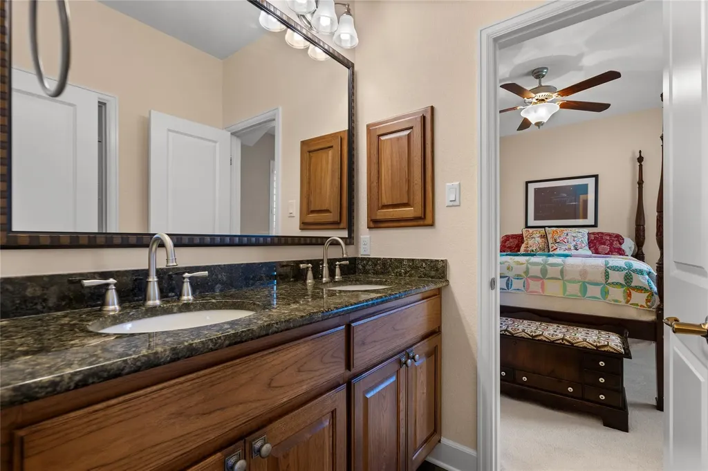18605 Amberg Place Austin TX 78738