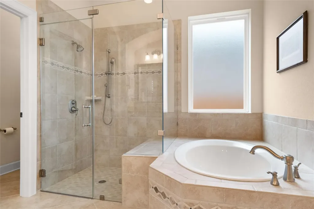 18605 Amberg Place Austin TX 78738