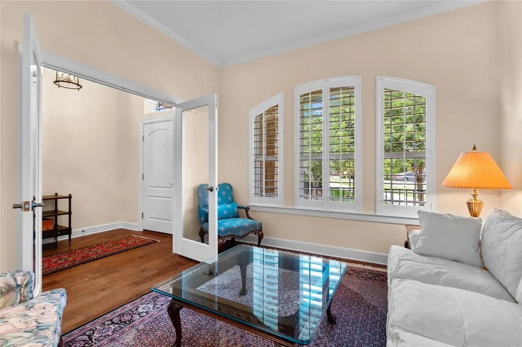 18605 Amberg Place Austin TX 78738