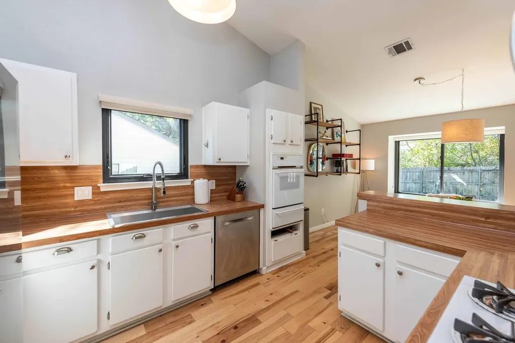 3403 Palomar Lane Austin TX 78727