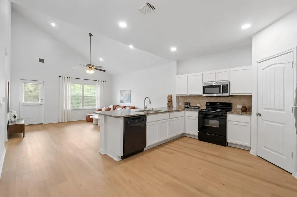 2529 Chetco Drive Austin TX 78754