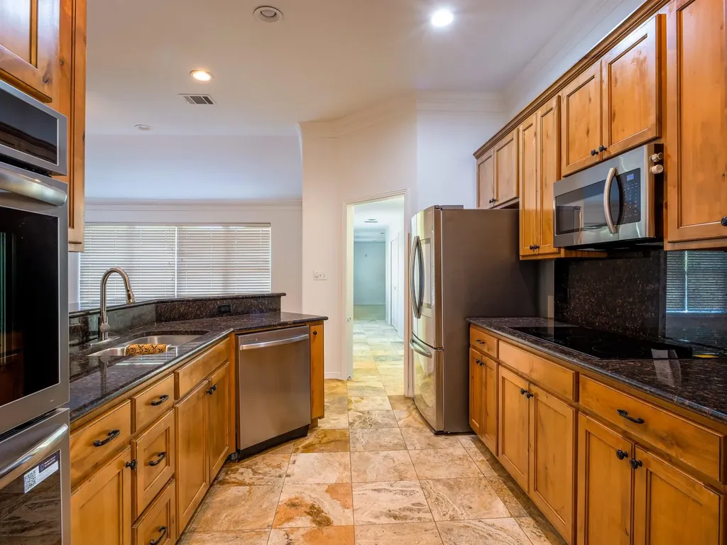1237 Ridge Harbor Drive Spicewood TX 78669
