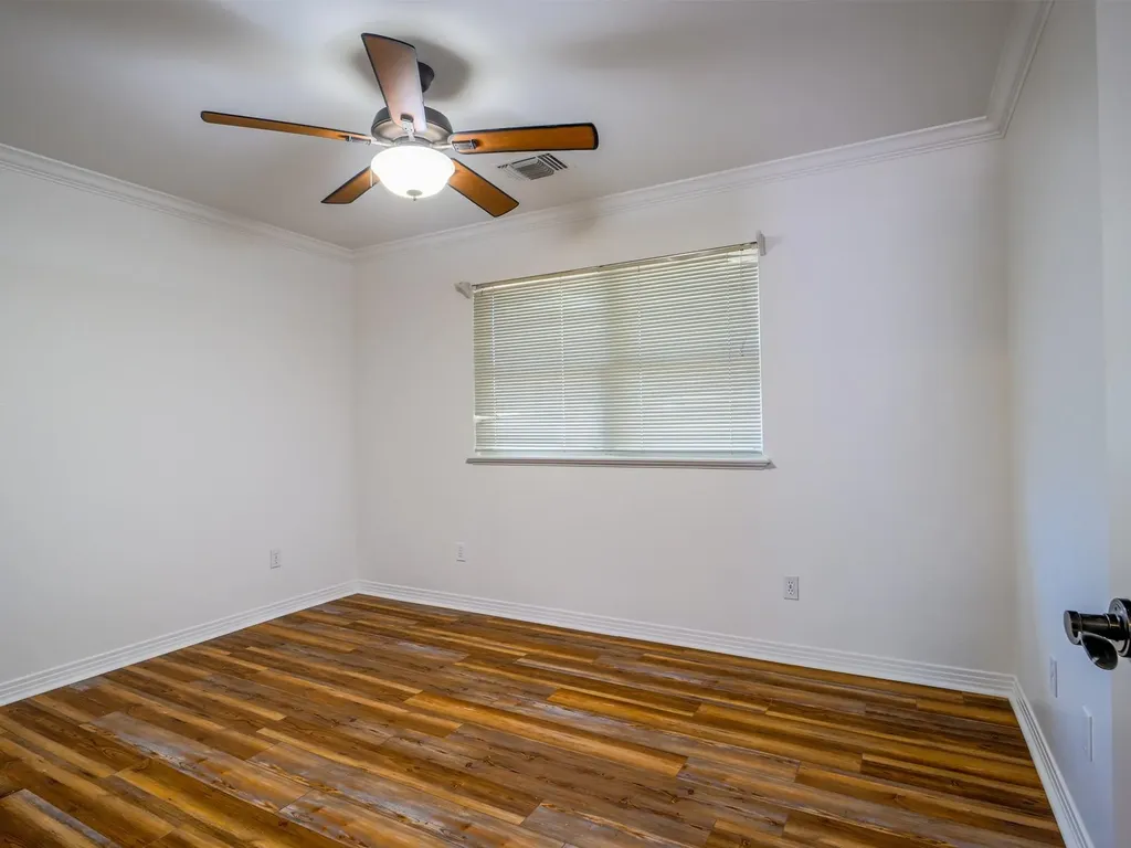 1237 Ridge Harbor Drive Spicewood TX 78669