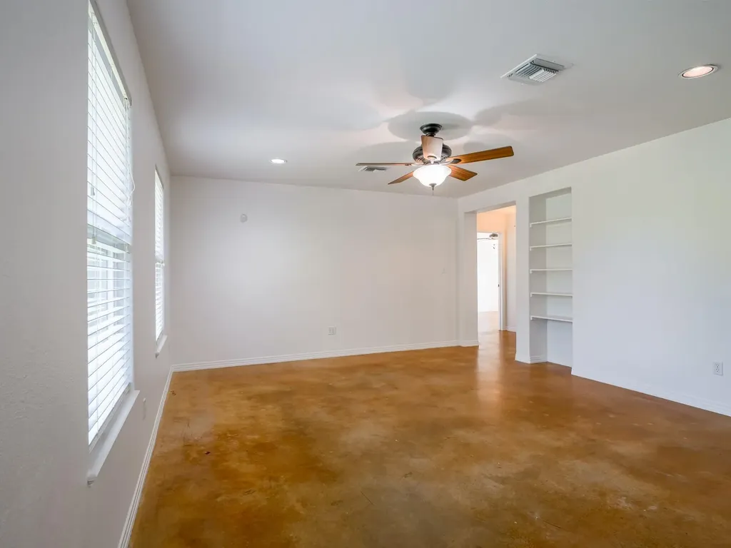 1237 Ridge Harbor Drive Spicewood TX 78669