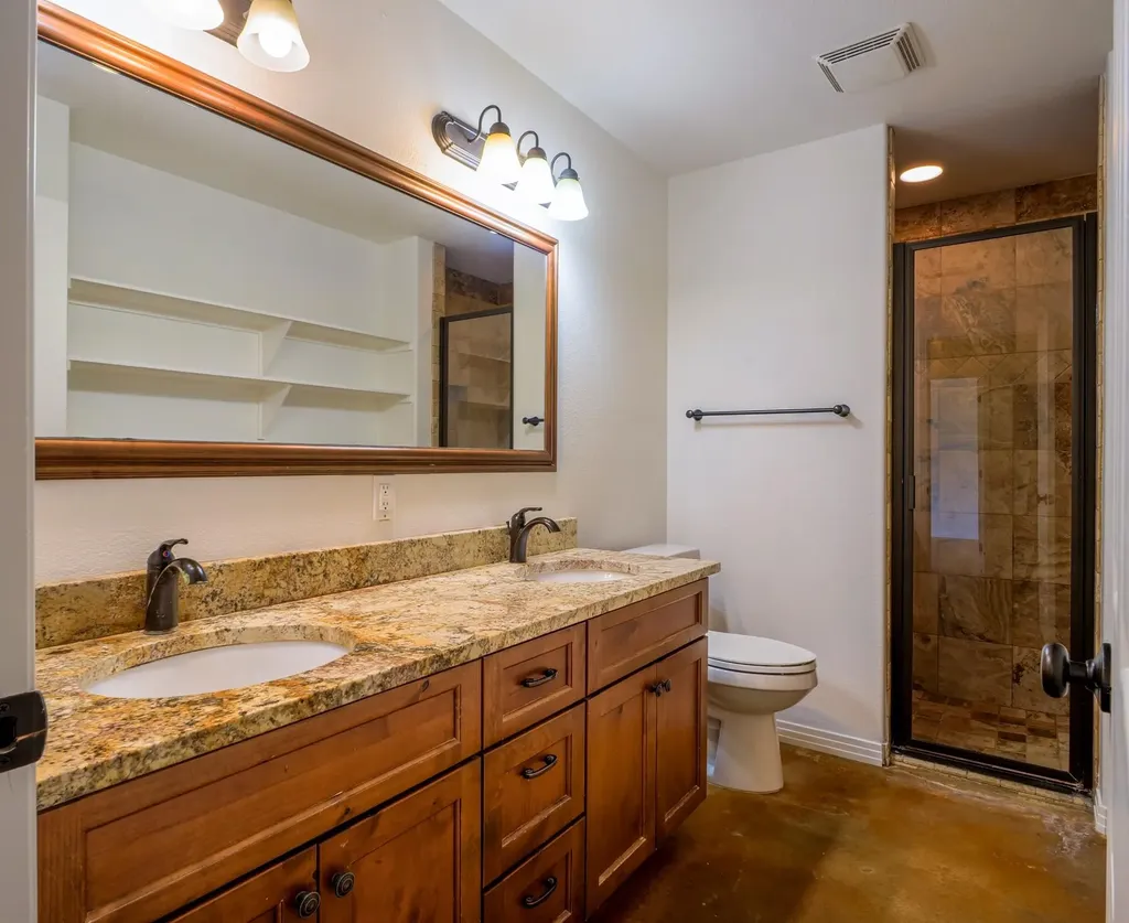 1237 Ridge Harbor Drive Spicewood TX 78669