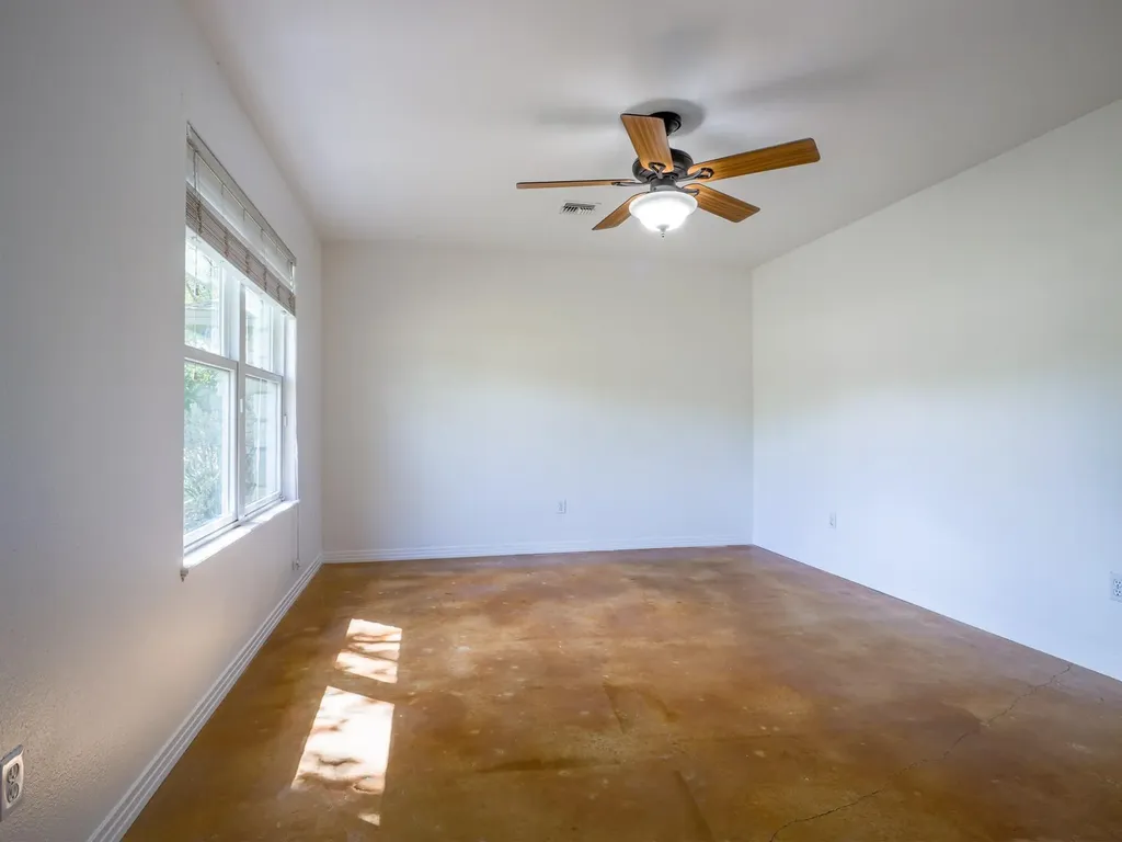1237 Ridge Harbor Drive Spicewood TX 78669