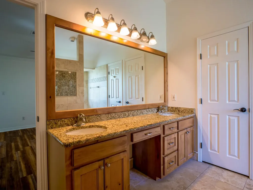 1237 Ridge Harbor Drive Spicewood TX 78669