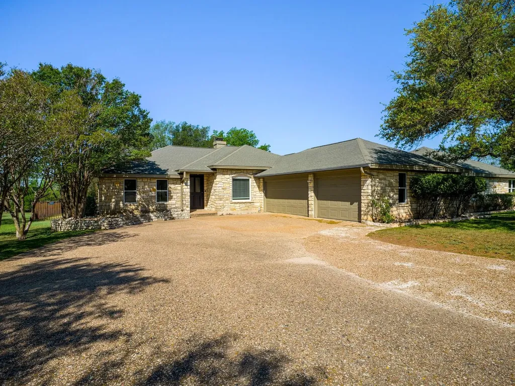1237 Ridge Harbor Drive Spicewood TX 78669