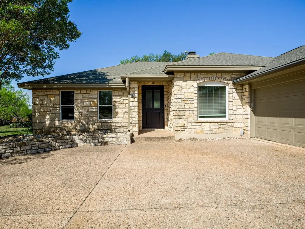 1237 Ridge Harbor Drive Spicewood TX 78669