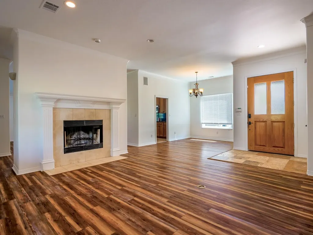 1237 Ridge Harbor Drive Spicewood TX 78669