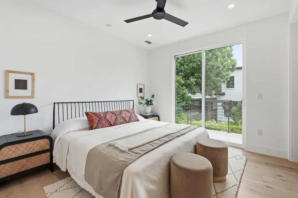 2009 Payne Avenue Austin TX 78757