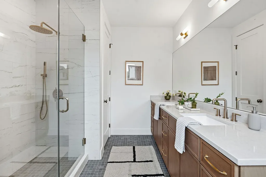 2009 Payne Avenue Austin TX 78757