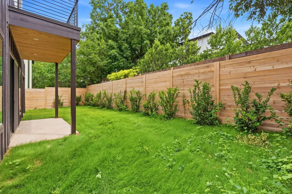 2009 Payne Avenue Austin TX 78757
