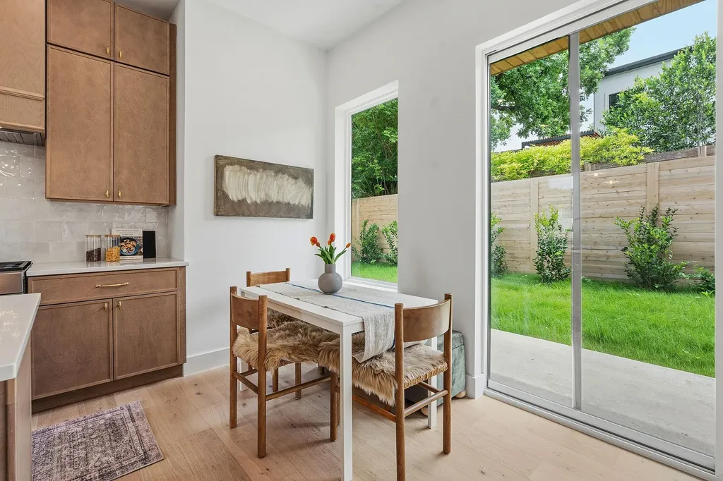 2009 Payne Avenue Austin TX 78757