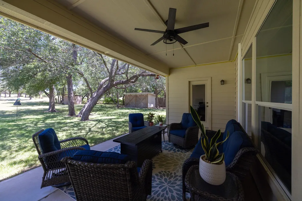 2721 County Road 258 Liberty Hill TX 78642