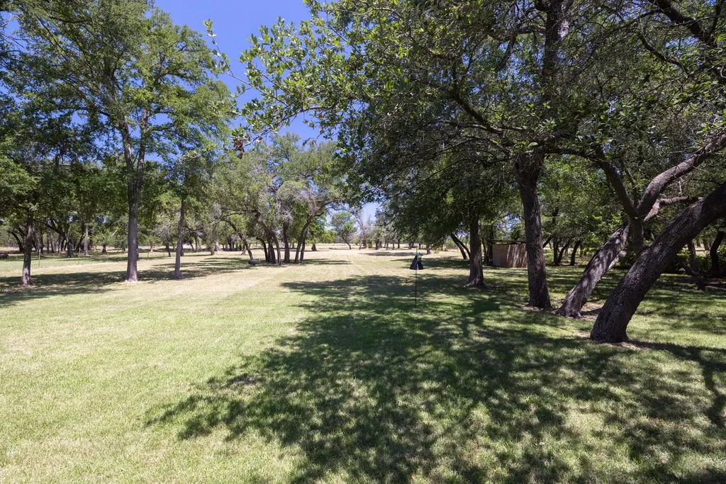 2721 County Road 258 Liberty Hill TX 78642