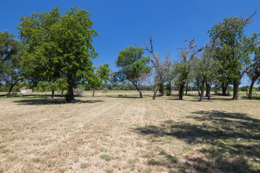 2721 County Road 258 Liberty Hill TX 78642