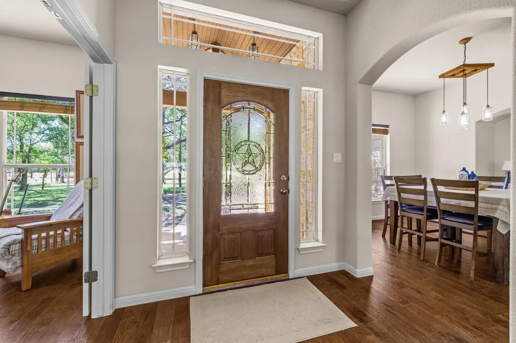 2721 County Road 258 Liberty Hill TX 78642