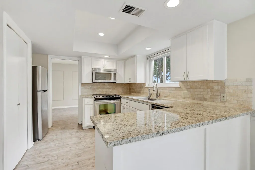 10506 Yucca Drive Austin TX 78759
