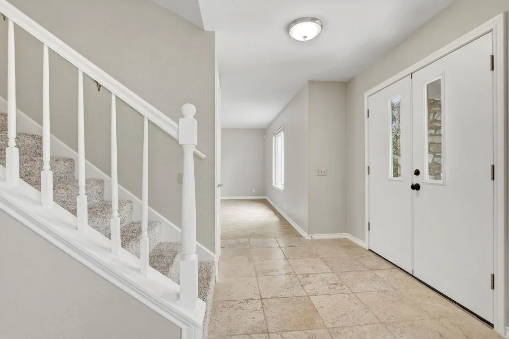 10506 Yucca Drive Austin TX 78759