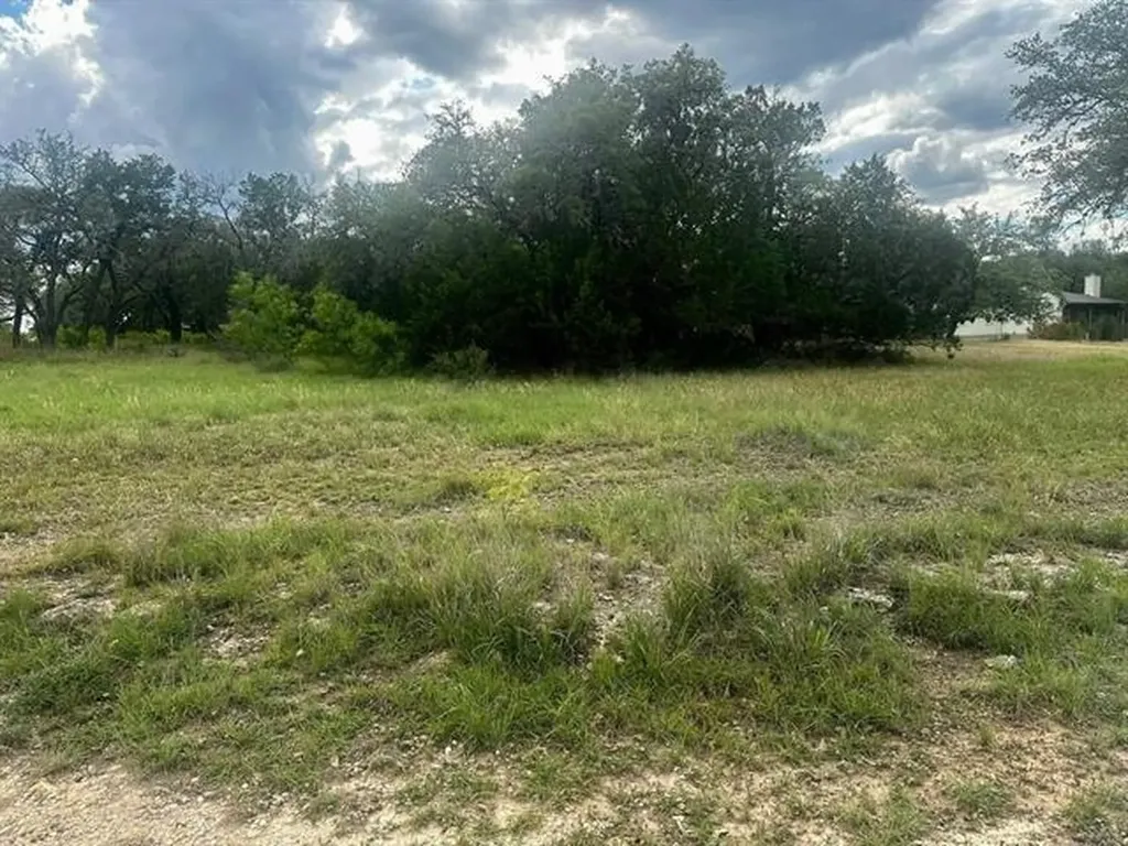 712 Coventry Road Spicewood TX 78669