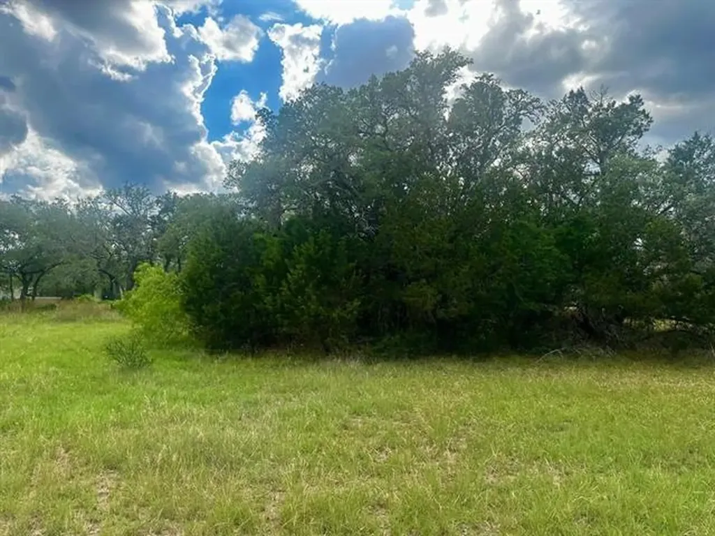 712 Coventry Road Spicewood TX 78669