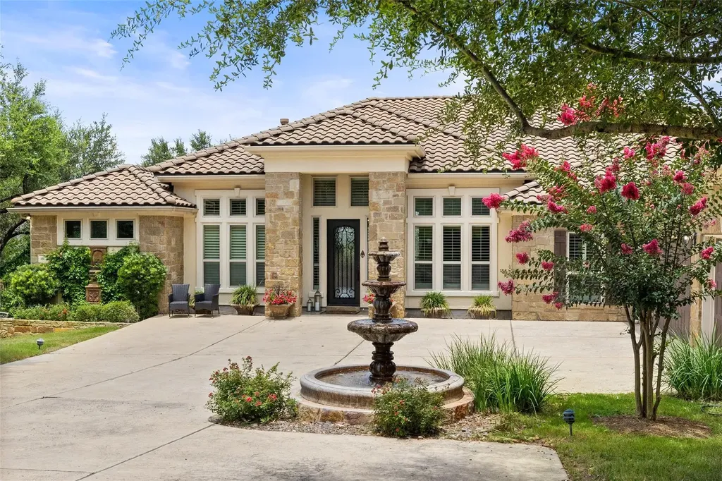 407 Bella Montagna Circle Austin TX 78734