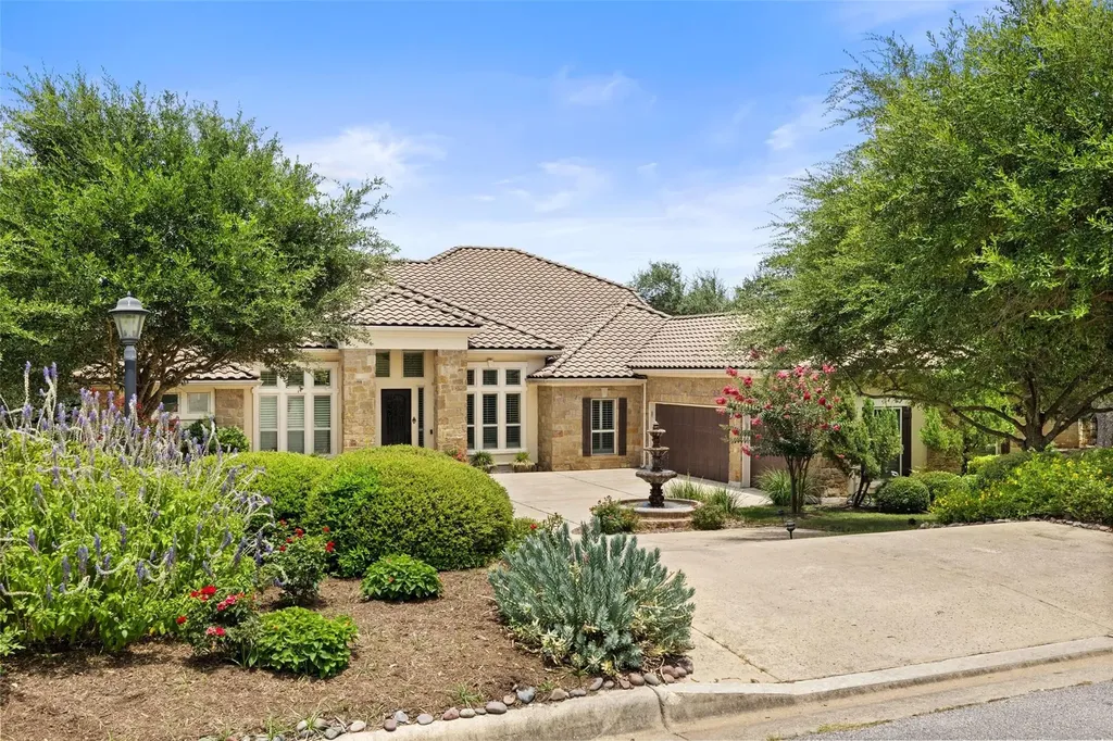 407 Bella Montagna Circle Austin TX 78734